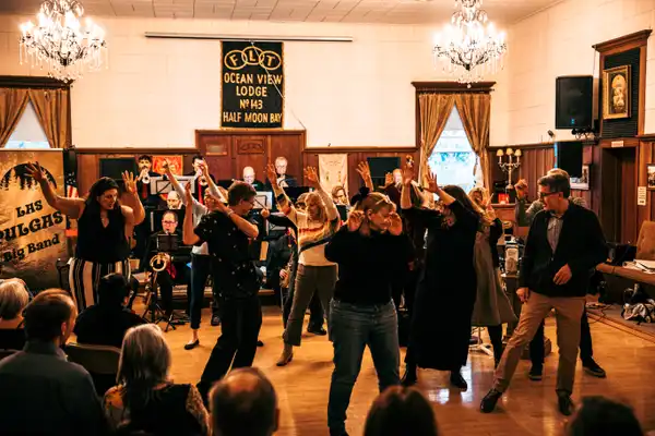 Las Pulgas Big Band Photo